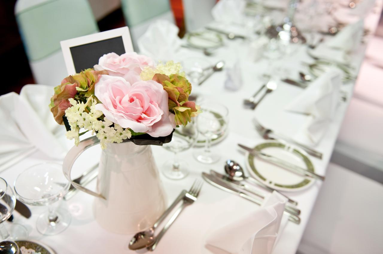 Talbot Hotel Leominster Ngoại thất bức ảnh
