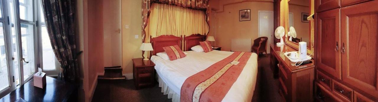 Talbot Hotel Leominster Ngoại thất bức ảnh